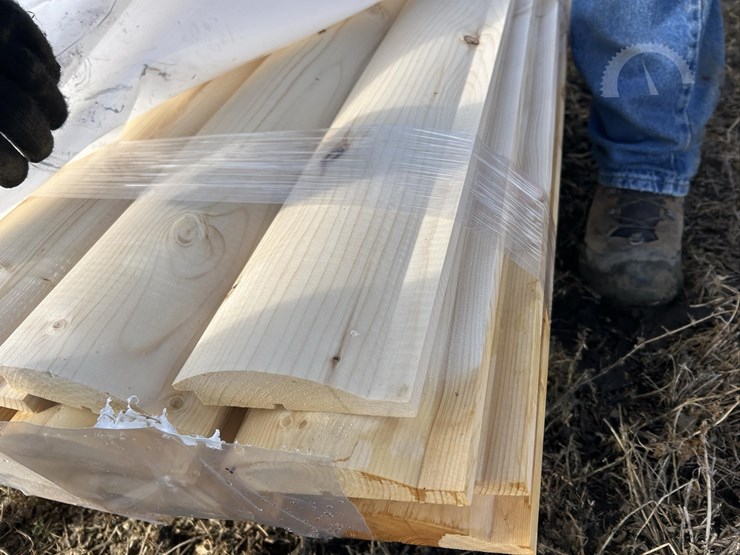 40x-2x6-log-siding-shiplap-image-1