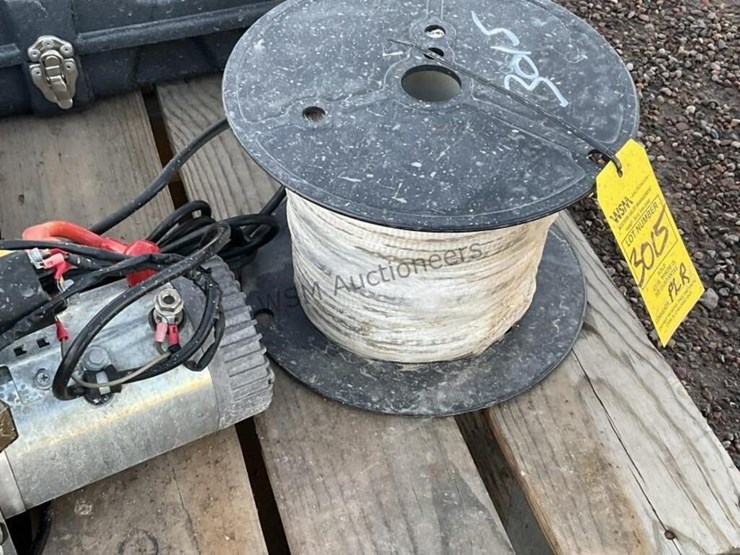 pallet-of-assorted-tools-and-equipment-image-4