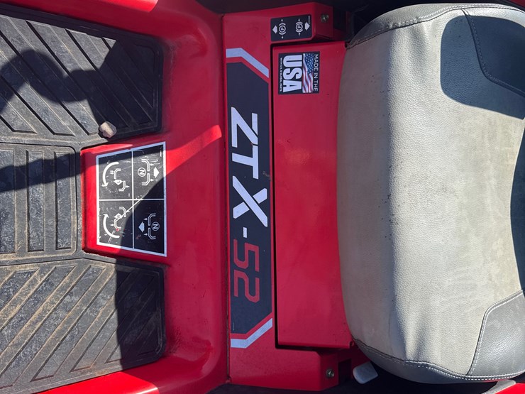 #20-•-gravely-ztx-52-zero-turn-mower-470722033-inv#-43363-image-8