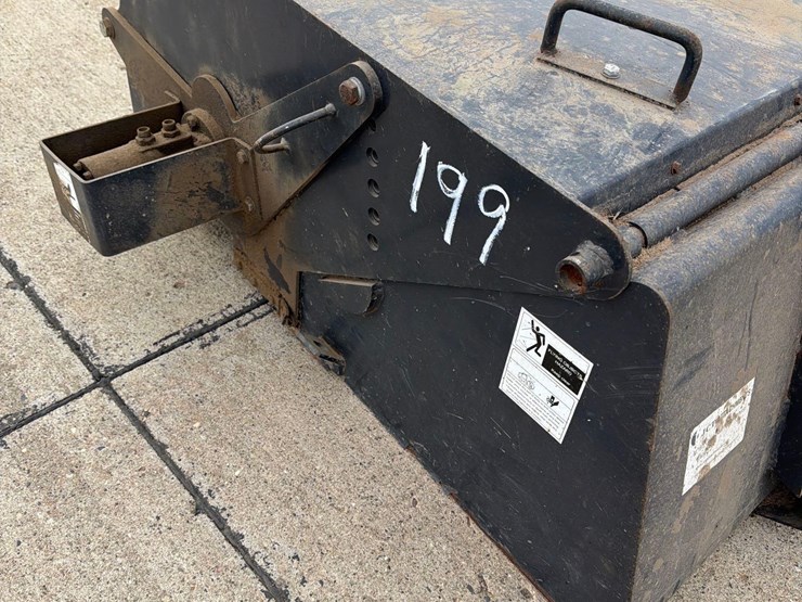 jct-6ft-skidloader-broom-bucket-image-5