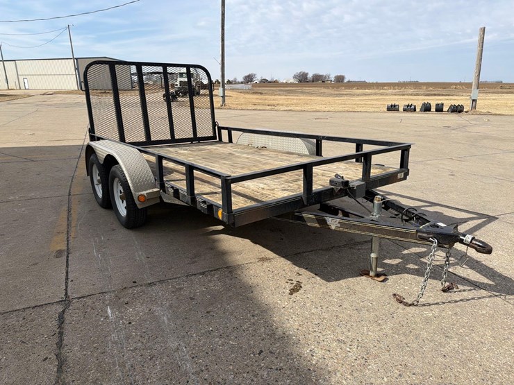 2011-pj-flatbed-image-1