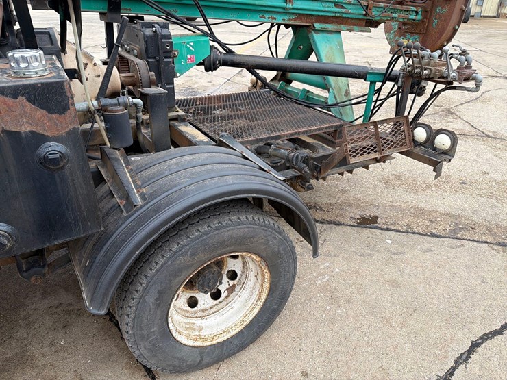 1997-ford-e350-image-33