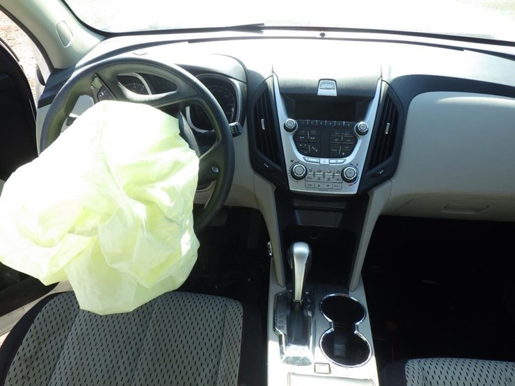 2014-chevrolet-equinox-image-9