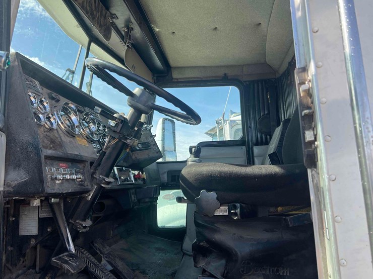 1995-kenworth-t800b-image-20