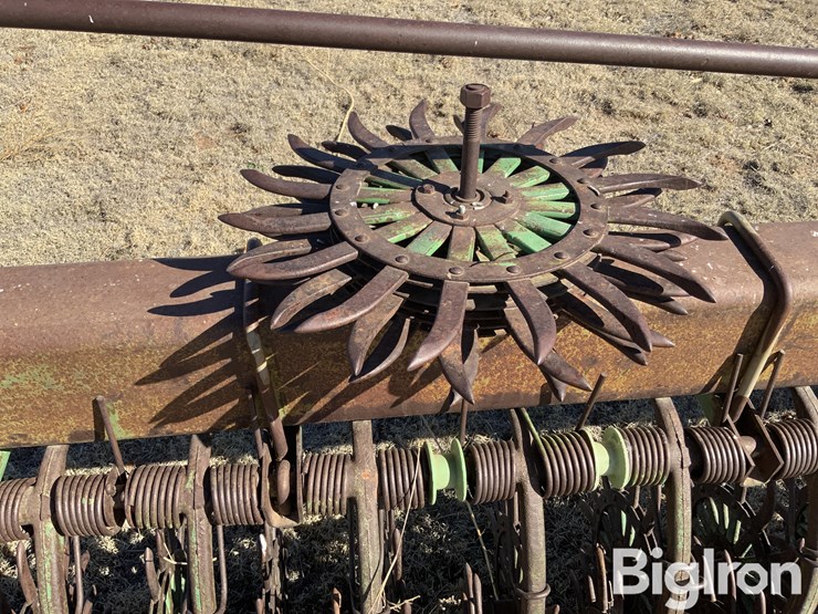 john-deere-30-image-18