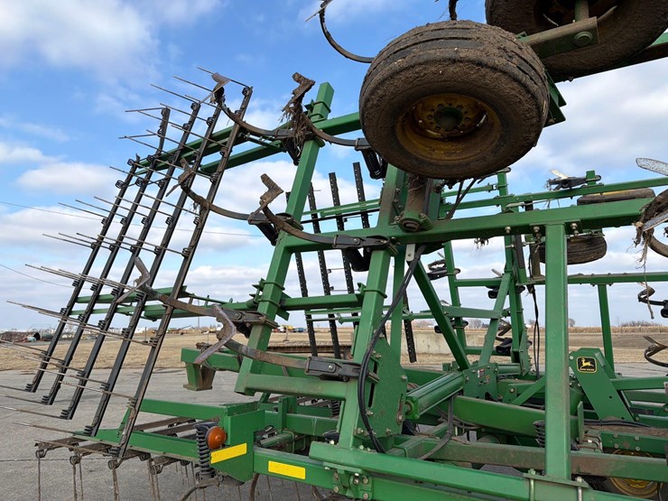 john-deere-726-image-27