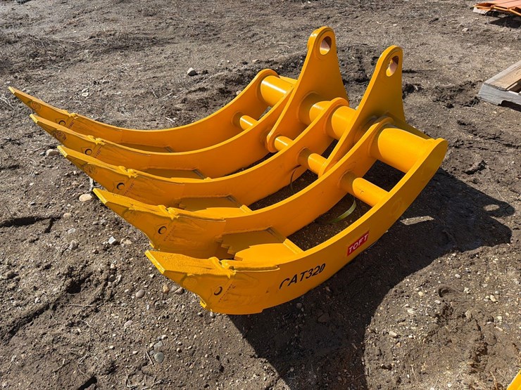 320-cat-root-rake-image-11