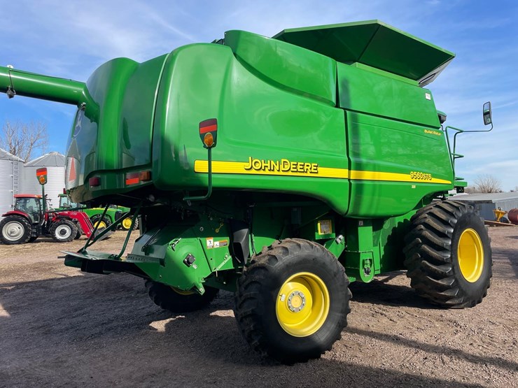 2007-john-deere-9560-sts-image-4
