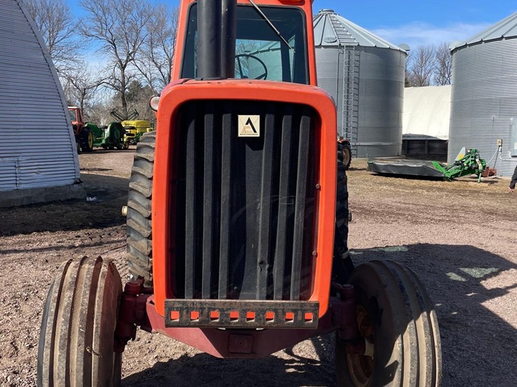 allis-chalmers-7040-2wd-tractor—1-owner-image-3