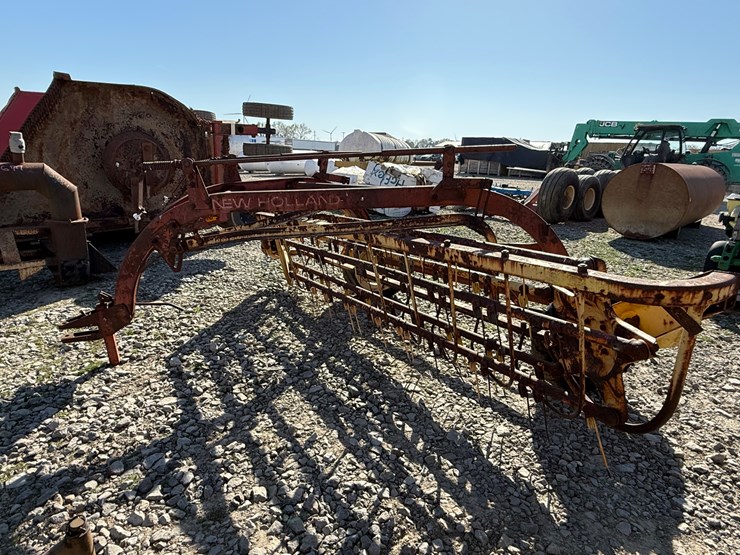 new-holland-256-image-2