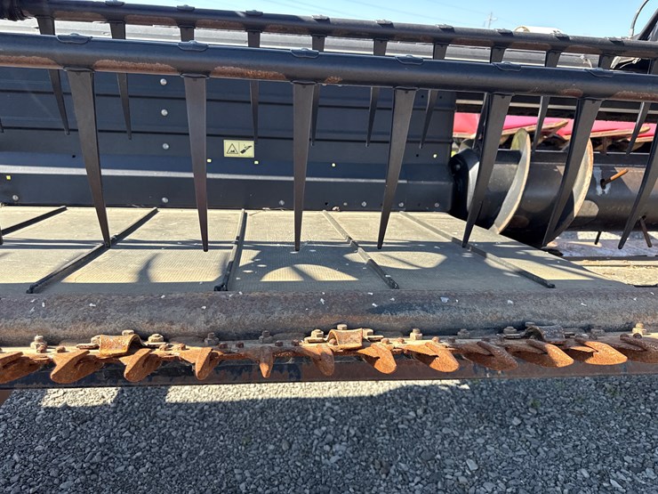 2013-case-ih-2152-image-9