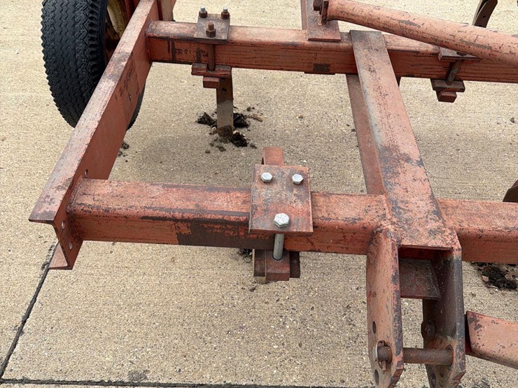 bush-hog-10-shank-chisel-plow-image-13