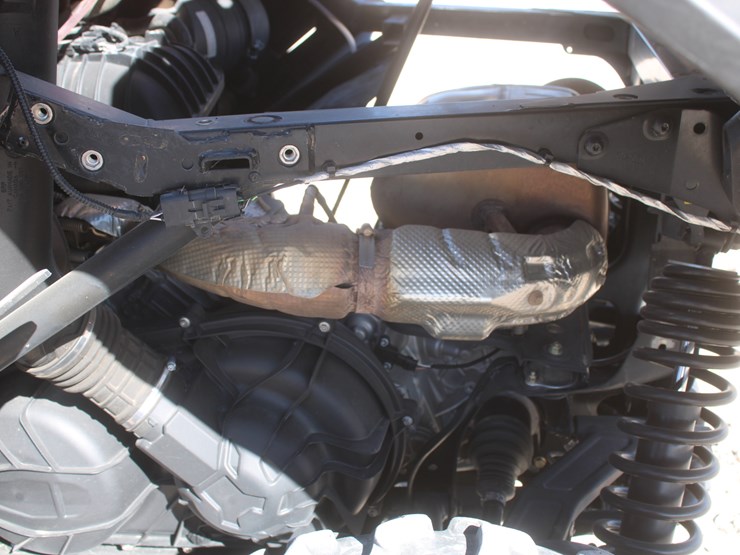 #1079-•-2022-can-am-commander-1000-with-cab-image-35