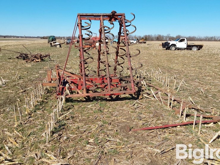 international-22-image-9