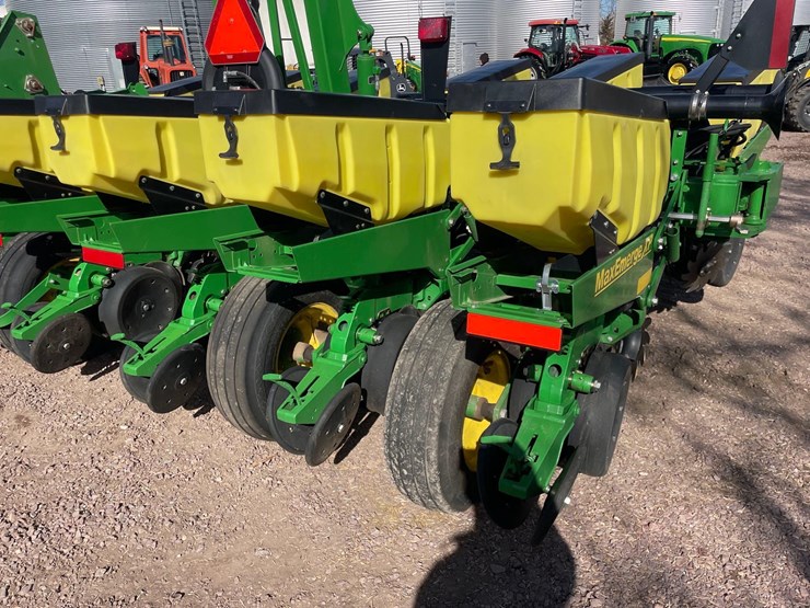 2012-john-deere-1760-image-5