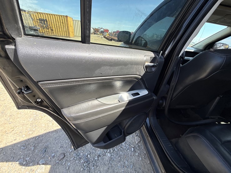 2016-jeep-compass-image-19