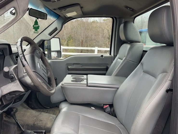 2011-ford-f350-image-8