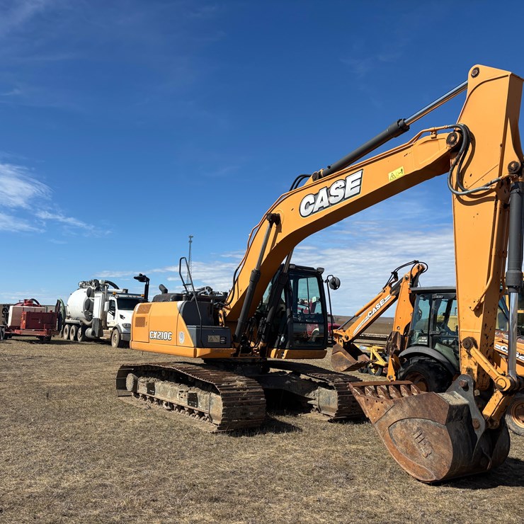 2013 CASE CX210C