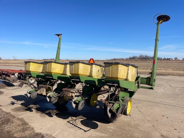 john-deere-7000-image-2