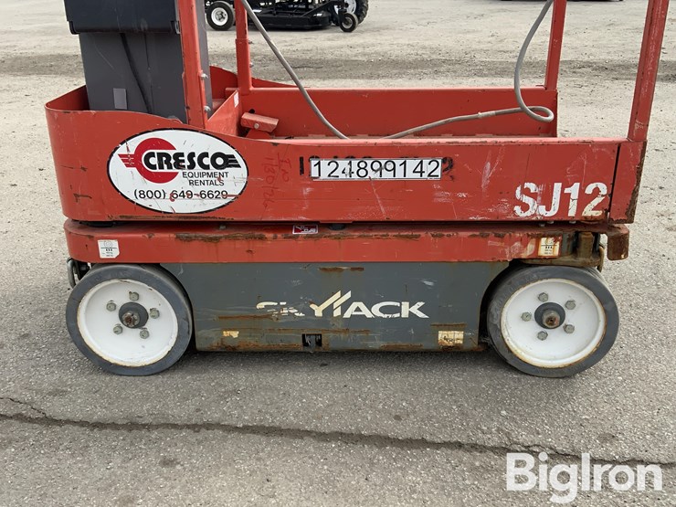 2017-skyjack-sj12-image-19