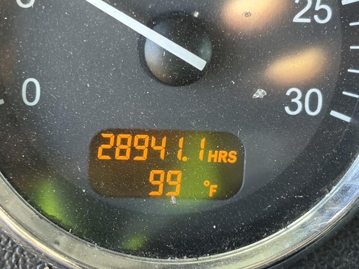 2017-peterbilt-389-image-27