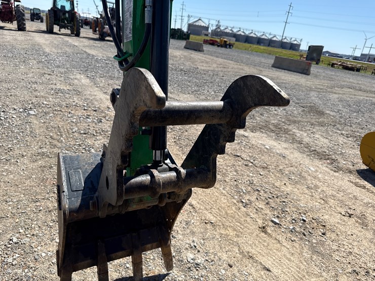 2017-bobcat-e26-image-16