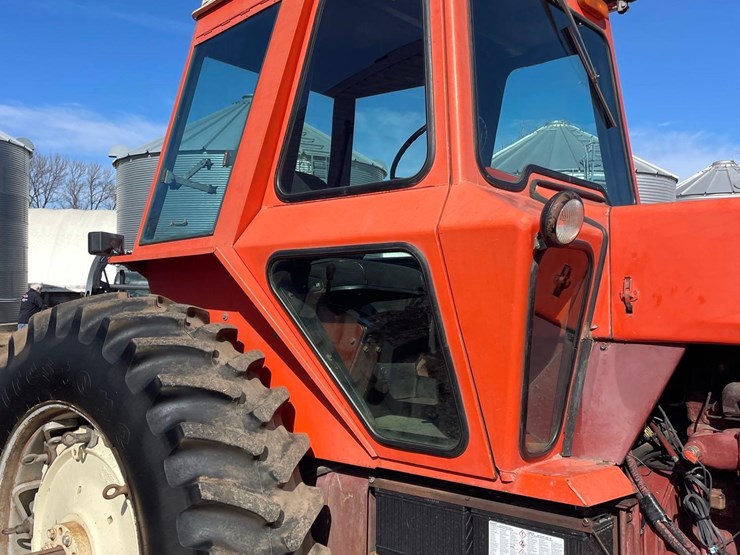 allis-chalmers-7040-2wd-tractor—1-owner-image-46