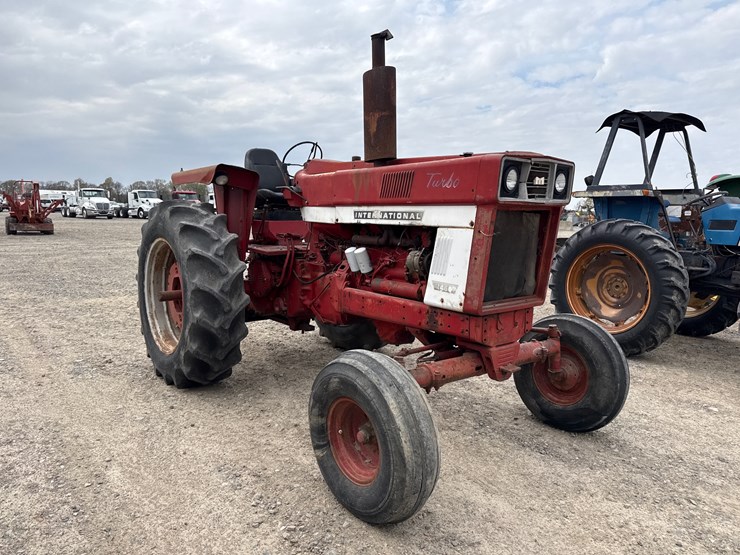 international-1400-image-2