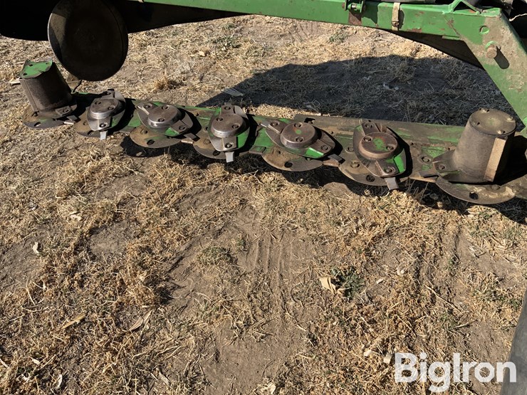 john-deere-275-image-9