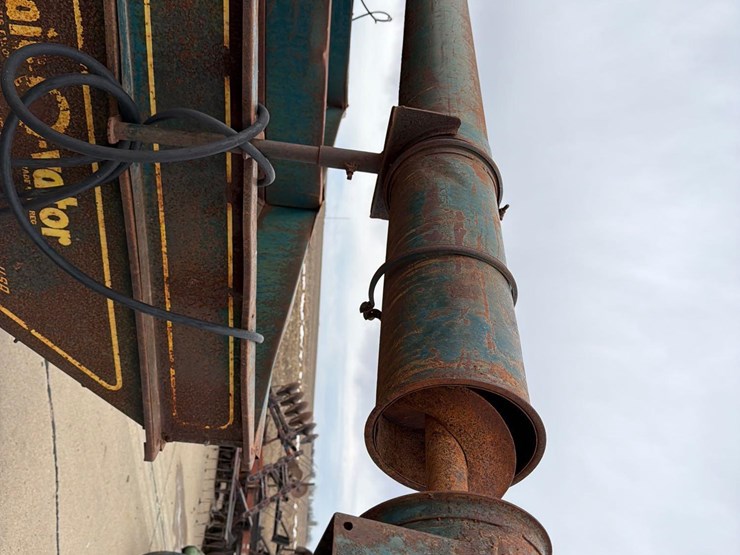 grain-o-vator-10ft-auger-wagon-image-13