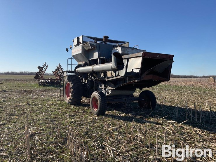 1975-gleaner-l-image-7