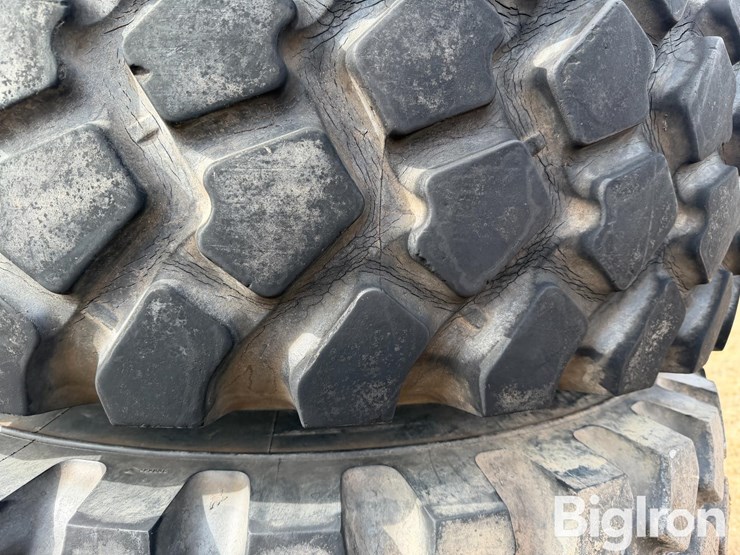 16.00r20-tires-&-rims-image-15