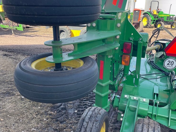 2022-john-deere-fc15r-image-9