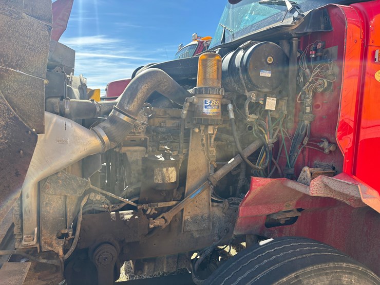 2000-international-9200i-image-9