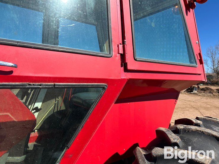 massey-ferguson-1080-image-11