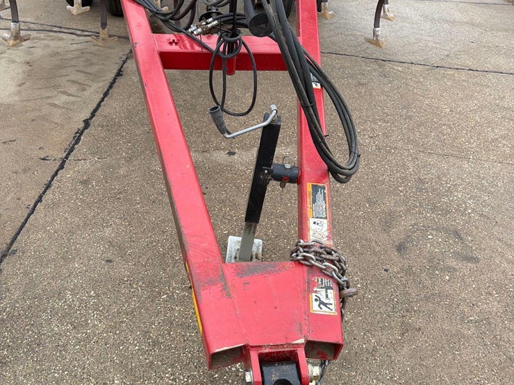 2011-case-ih-200-image-30