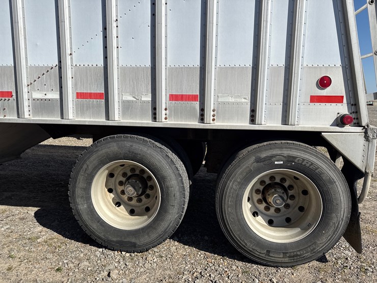 1995-cornhusker-hopper-bottom-image-13