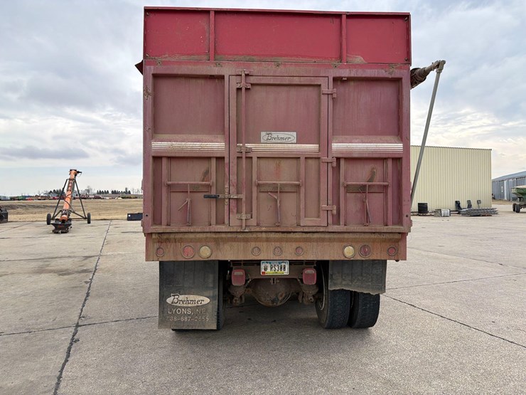 1980-international-s1900-image-5