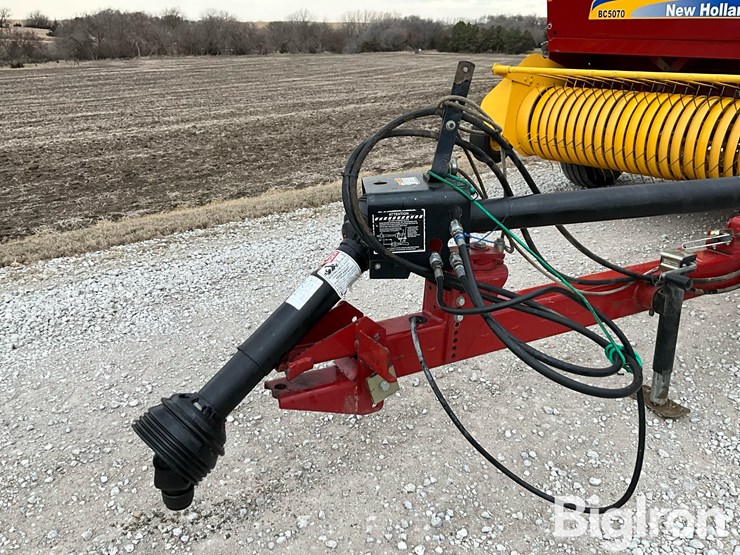 2011-new-holland-bc5070-image-9