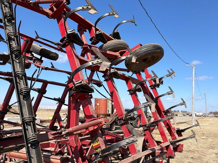 case-ih-4800-image-18