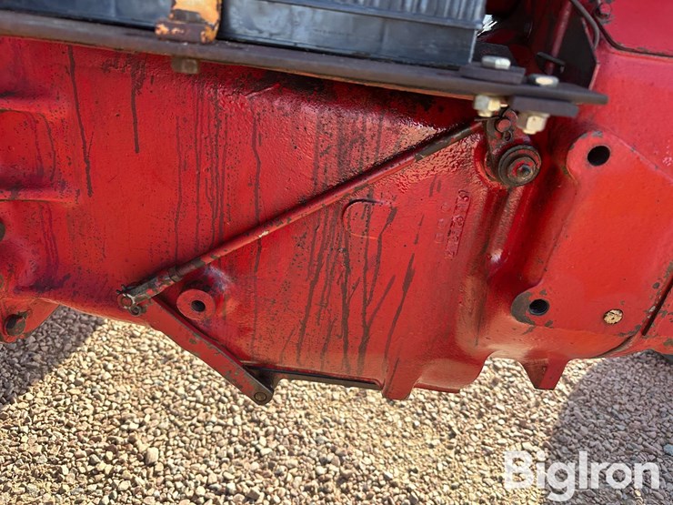 1966-international-706-image-11