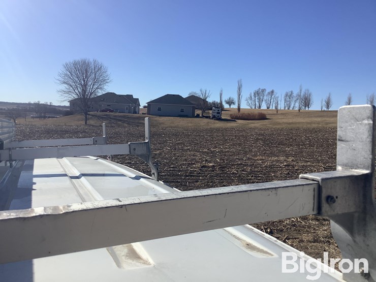 2013-ford-e250-image-12