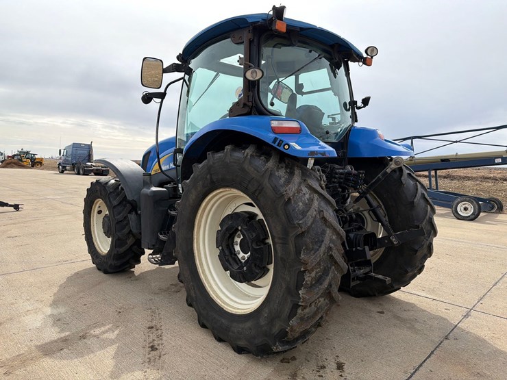2011-new-holland-t6030-plus-image-5