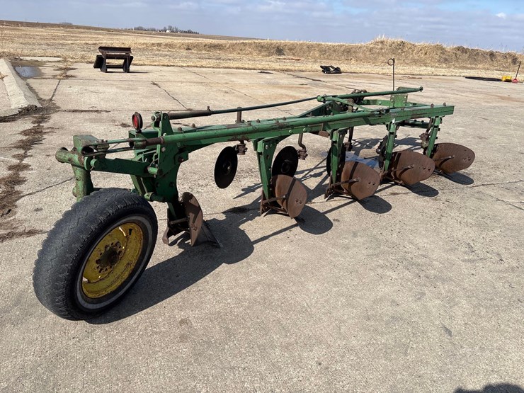 john-deere-5-image-2