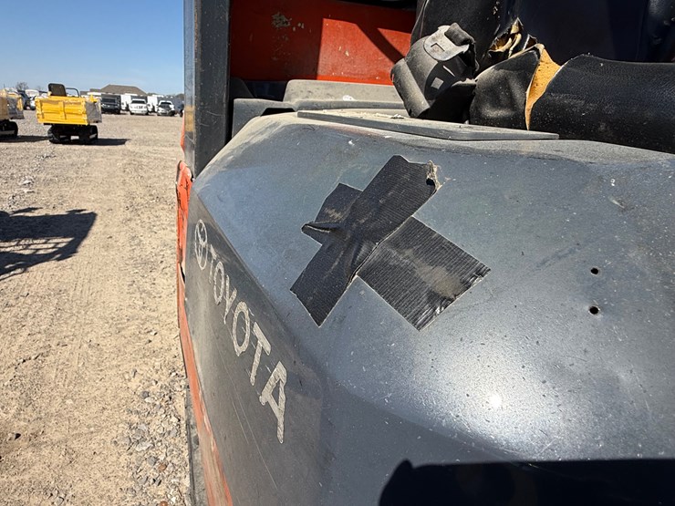 toyota-7fgcu25-image-37