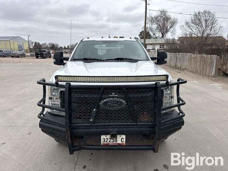 2017-ford-f350-image-2