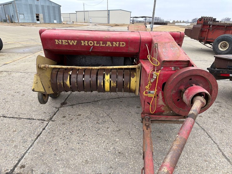new-holland-271-image-10