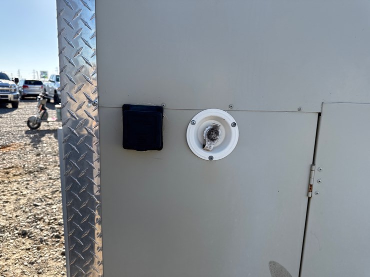 #35094-•-t/a-16'-enclosed-food-trailer-inv#-35094-image-14