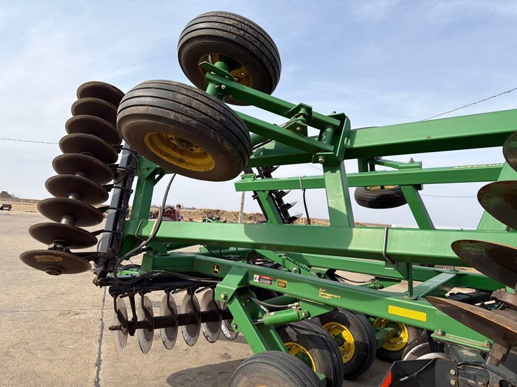 john-deere-637-image-9