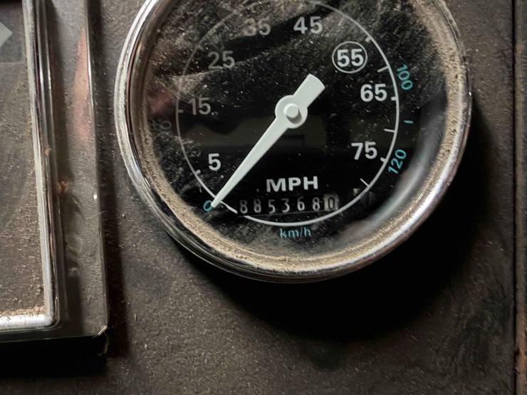 1989-ford-l-image-32